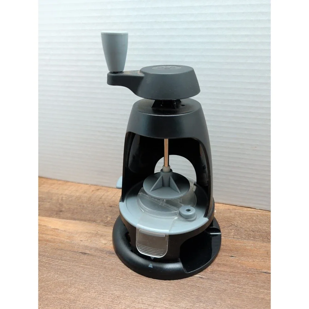 Pampered Chef Veggie Spiralizer #1179 Manual Vegetable Slicer Zoodler Black
